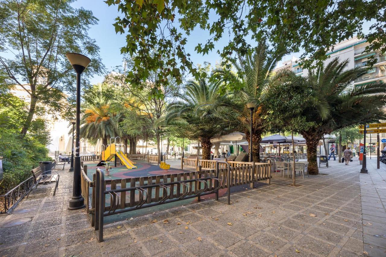 3 Bedroom Elegant & Cozy City Centre Granada Exterior photo